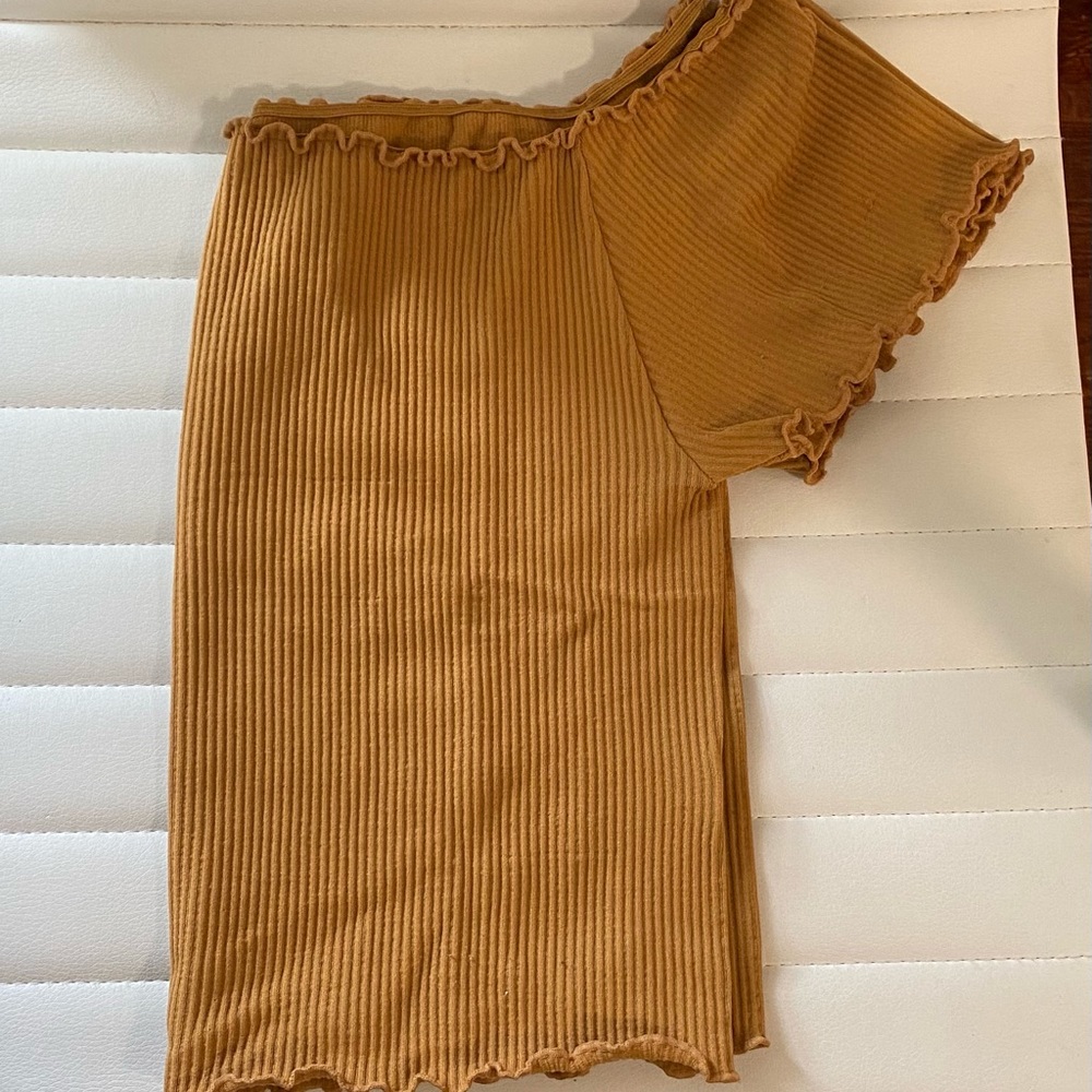 Women crop tops